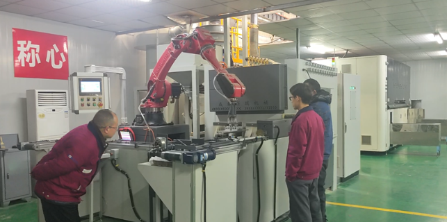 东莞干式喷砂机和湿式喷砂机 区别及适用场景